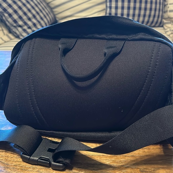 North Face Roo Waist Bag - Picture 7 of 7